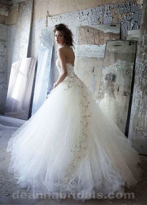 Lazaro Brides?