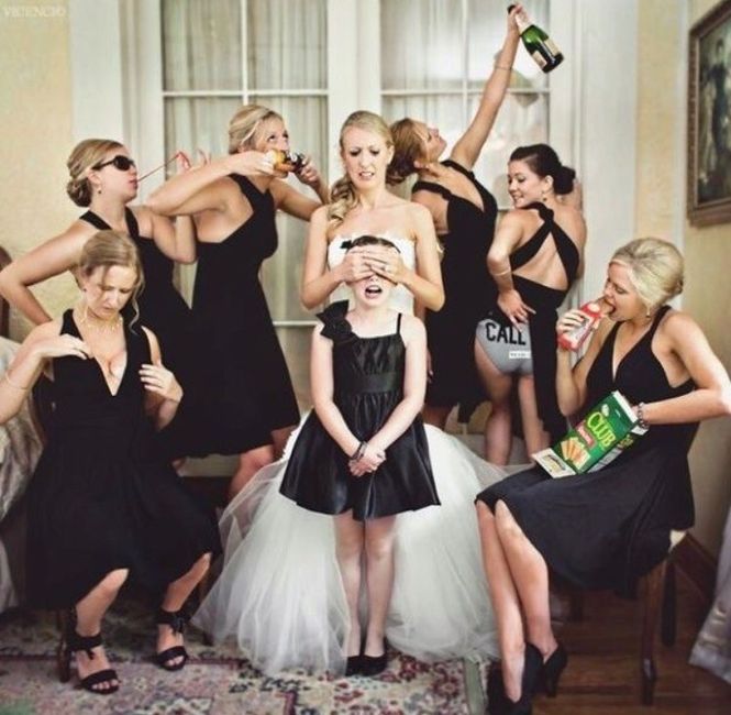 Show me your must-have wedding pictures! :)