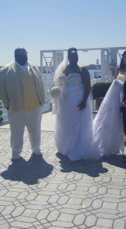 BAM small unprofesional pics from my wedding this sunday