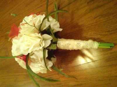 My Bouquet and Rehearsal Dinner Dress *Pics*