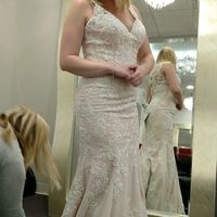 I wanna see your wedding dress!