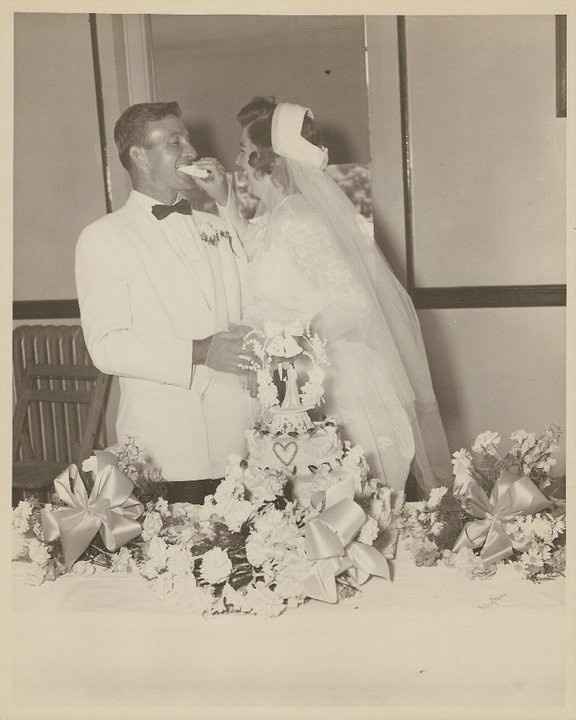 Amazing Very Old Wedding Pictures