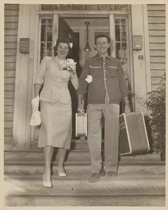 Amazing Very Old Wedding Pictures