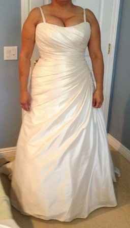 Plus size brides (what looks good) Show you're stuff!!!!