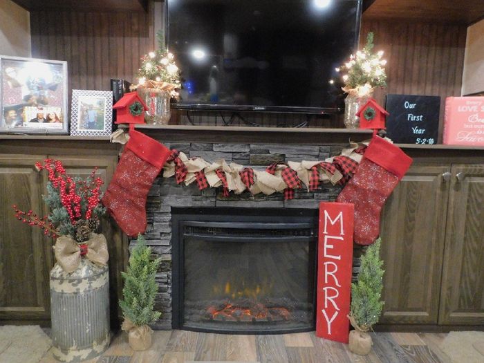 Who's in charge of the holiday decorations? - 1