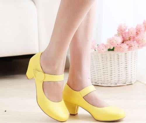 In search of yellow shoes