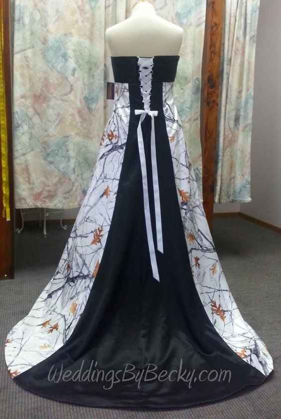 Snow camo wedding dress accessory advice