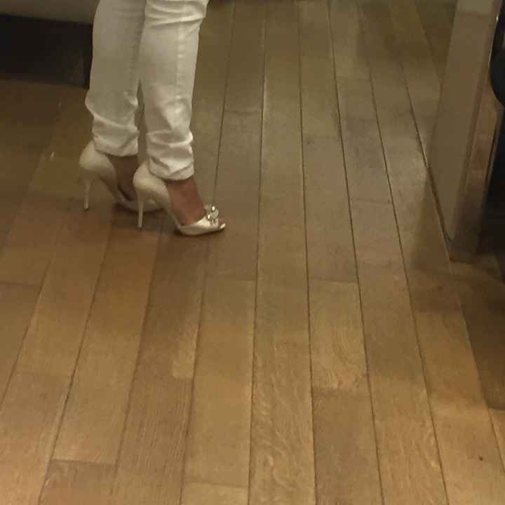 Badgley Mischka Shoes
