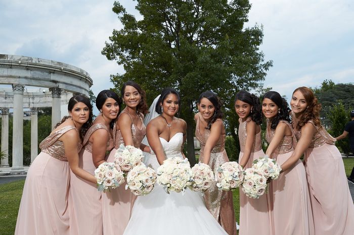 Bridesmaids vs Groomsmen 7