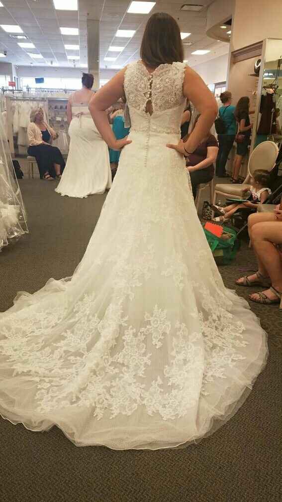 I said yes to my dress!!!