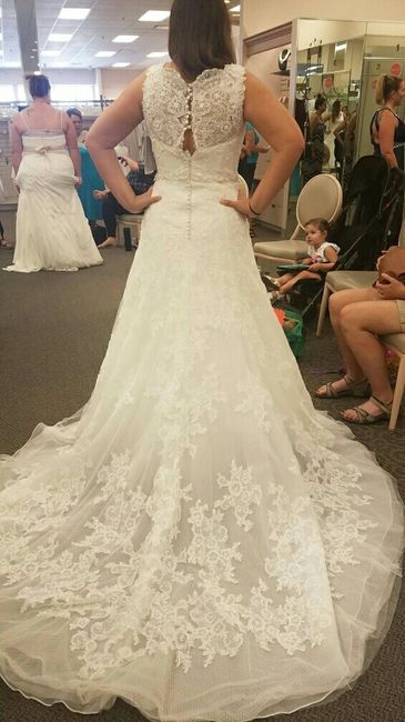 Ok ladies... Drop a pic of your BEAUTIFUL DRESSES
