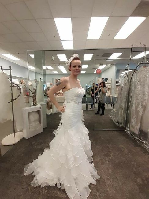 Share Wedding Attire 6