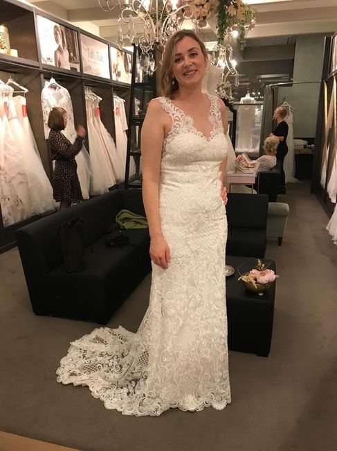 Looking for designer of this lace dress - 1