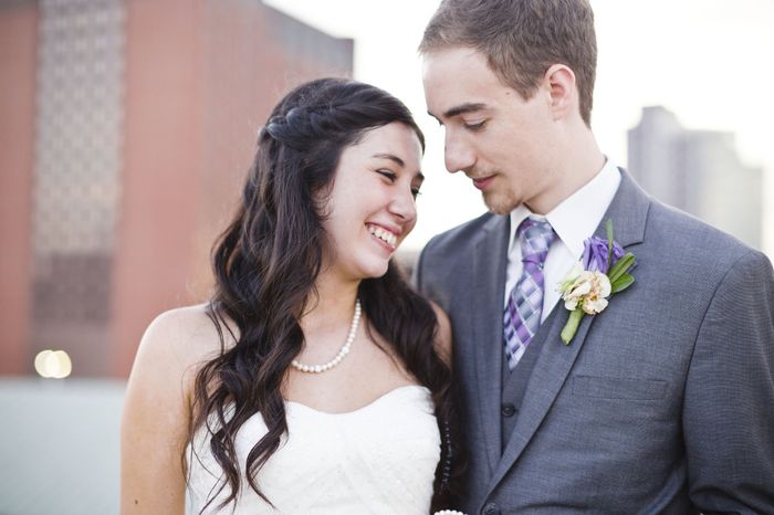 It's Friday! Let's see some wedding day hair choices!