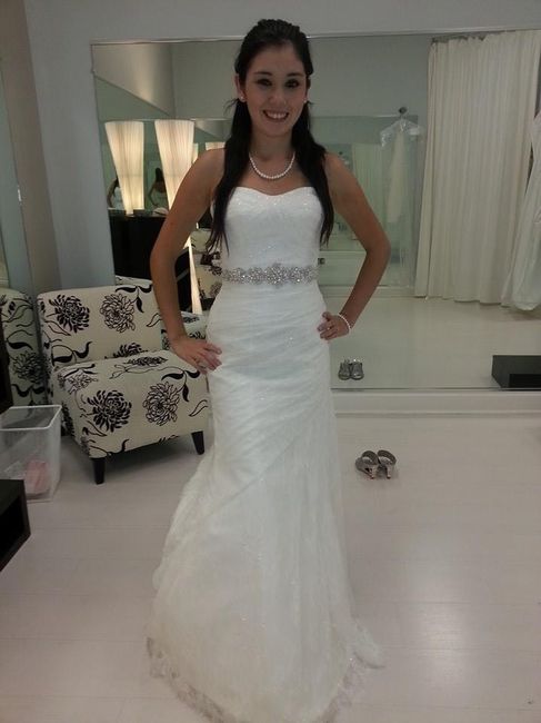 dress shopping how many people