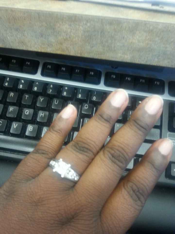 HE MADE IT OFFICIAL LADIES!!! (with pics)