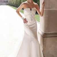 Wedding dress for sale - Never been worn - $400