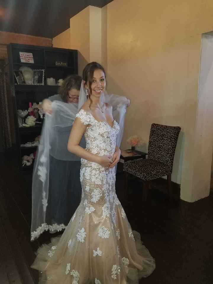 Help me pick my dress!