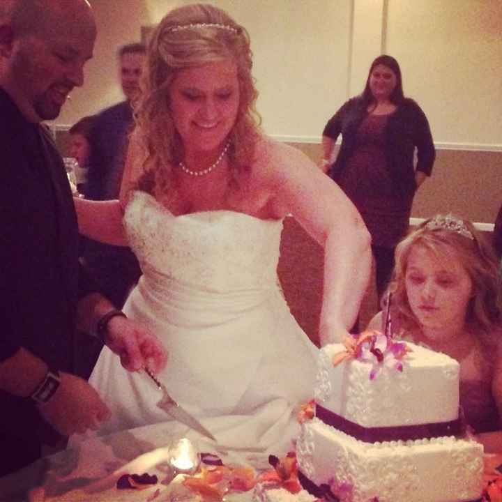 Back and MARRIED!!  Some details and a few very non-pro pics! *more pics in comments*
