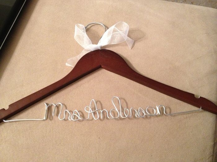 Got my hangers from Etsy! *pic*