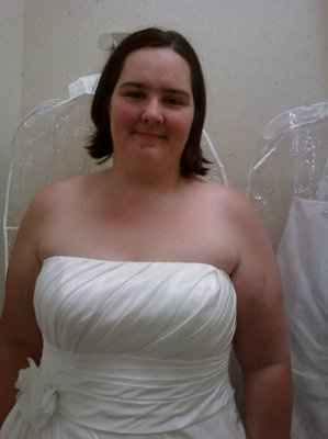 Ok ladies... Tried on Dresses! *pic heavy*