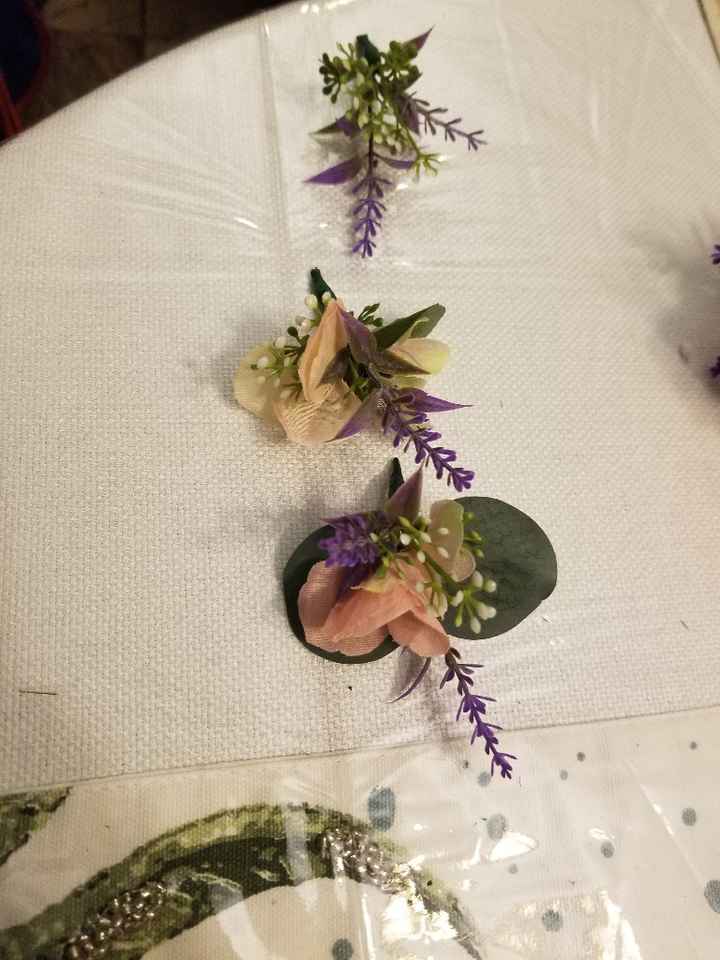 More Navy Blue or leaves? - 4