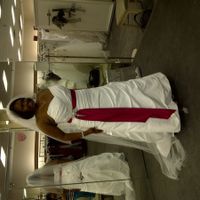 Plus size or full figured brides, let's see those gowns!