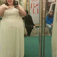 Calling plus size brides, show me your Dress