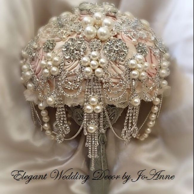 Paging Centerpiece! - Bouquet Budget