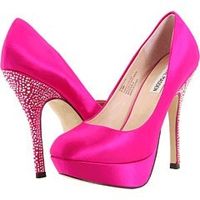 WHERE CAN I FIND THESE SHOES?!!