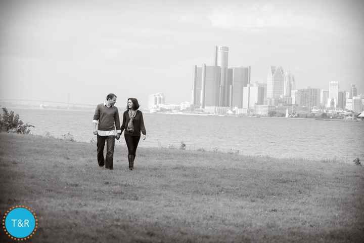 Engagement photo attire