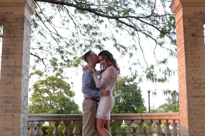 Engagement pictures are back!