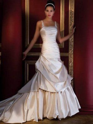 Do you know of low-heel peep toe shoes in ivory? Help!