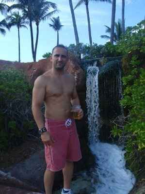 how about those sexy fellers?? (pic!)