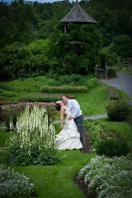 1st post-wedding post, some pro pics to share, how long for the rest?