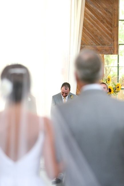 Must have wedding picture poses.