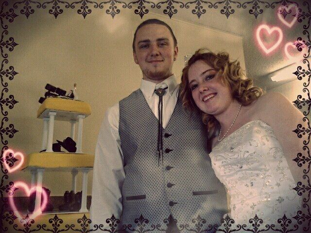 I'm Back and I'm Married!!! 5/11/2013!!*pics*