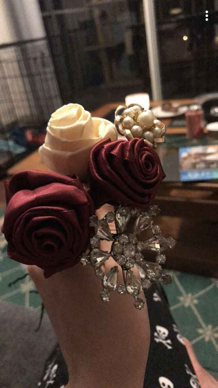 Brooch bouquet... for bridesmaids? - 1