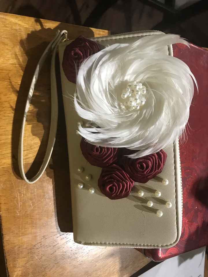 Clutches for the mothers! - 1
