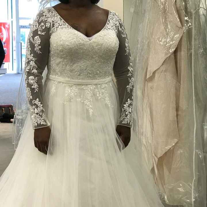 Plus size bride looking for a dress