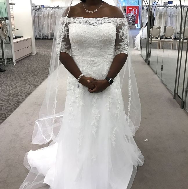 Plus size bride looking for a dress