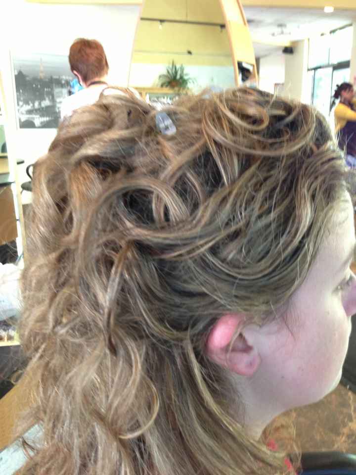 Second Guessing my Hair Decisoin