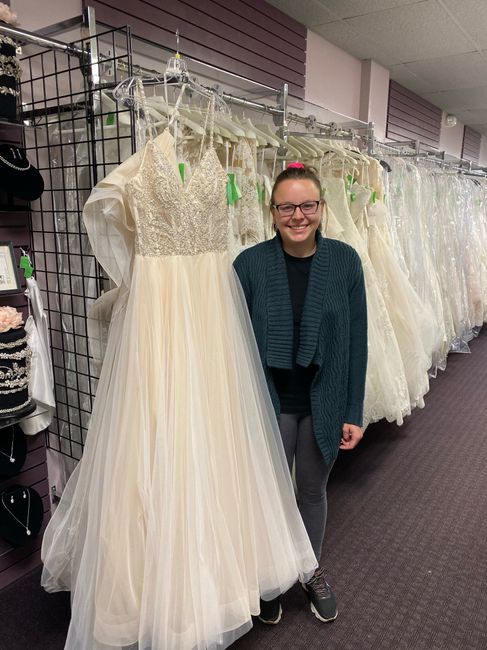 Too soon to find a wedding dress? 2