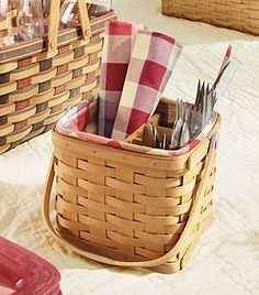 Picnic Basket Centerpiece Ideas