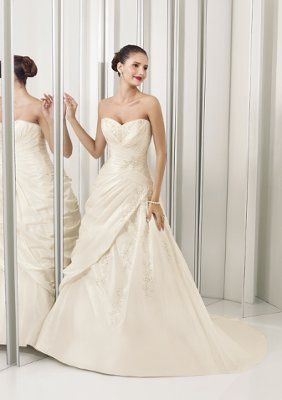 DRESS DILEMMA!!