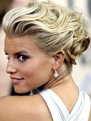 Need hair ideas :(