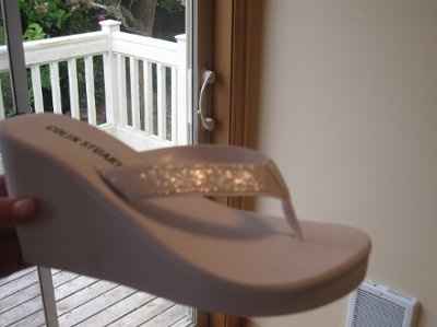 Need comfy shoes to match my dress...HELP!