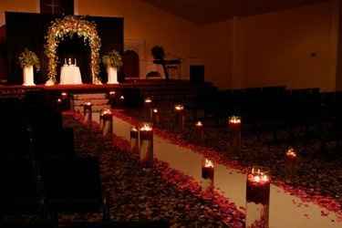 Please help! Last minute wedding thing :/