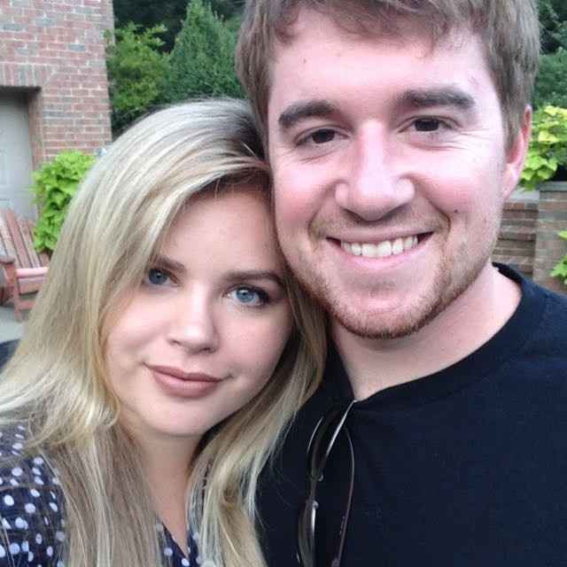 Engagement photo session outfit