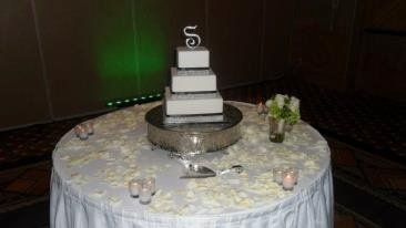 I am back as a married woman!!!  Few non-pro pics and some advice!
